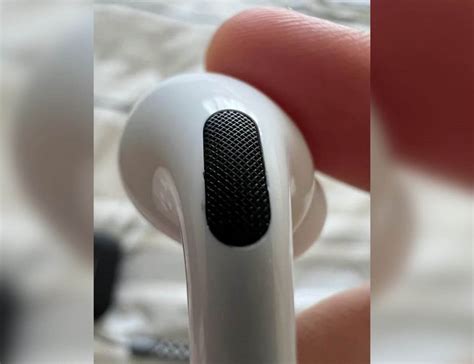 Активация шумоподавления в AirPods