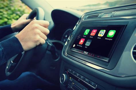 Безопасность использования Apple CarPlay во время вождения