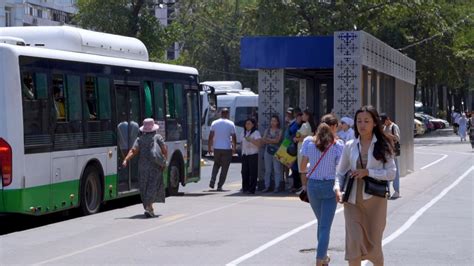 Время прибытия автобуса 38 на остановки