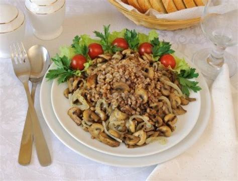 Добавление вкусных ингредиентов к гречке