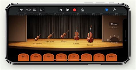 Изучение GarageBand на iPhone