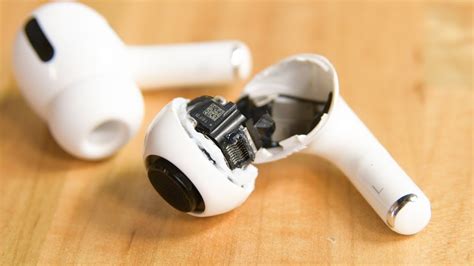 Использование нажатий на AirPods Pro 2 в повседневной жизни