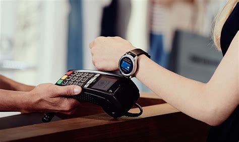 Как безопасно работать с NFC на смарт-часах Samsung