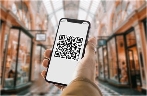 Как использовать QR-код для оплаты картой?