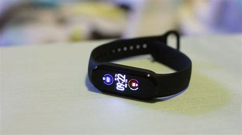 Как настроить смарт-часы Mi Band 6