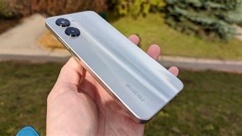 Как перезагрузить Realme 10 при заморозке экрана