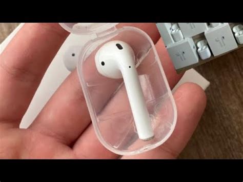 Как подключить AirPods в пару