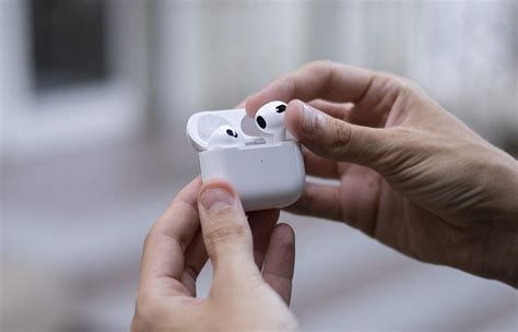 Как сбросить AirPods?