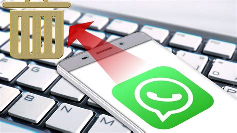 Как удалить значок в WhatsApp на iPhone