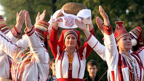 Культурные и национальные традиции