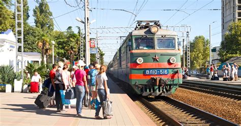 Лучшее время для покупки билетов на поезд перед Новым годом