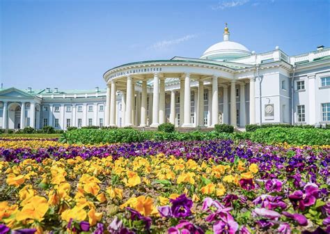 Московские парки и скверы: зеленые оазисы