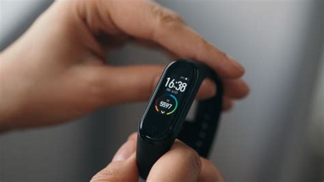 Начало работы с Mi Band 4