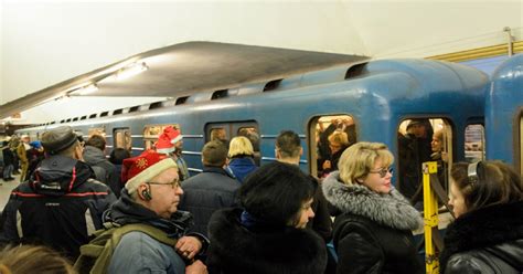 Особенности работы метро в новогоднюю ночь