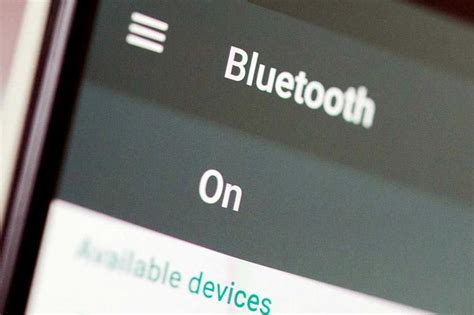 Отключен Bluetooth на смартфоне или автомобиле