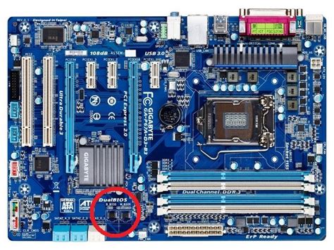 Открываем BIOS на материнской плате ASUS