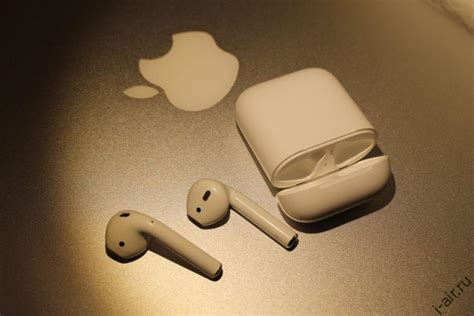 Первые действия для использования двух пар AirPods