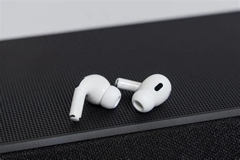 Персонализация наушников AirPods