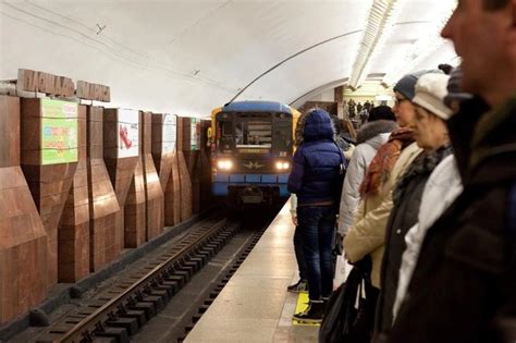 Плюсы русских дикторов в метро