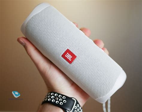 Подготовка к подключению колонки JBL Flip