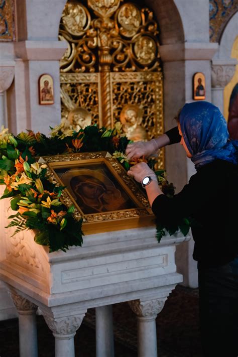 Подготовка к созданию икон Матроны Кафедрального собора: как начать