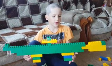 Подробная инструкция по сборке простого автомата из Lego