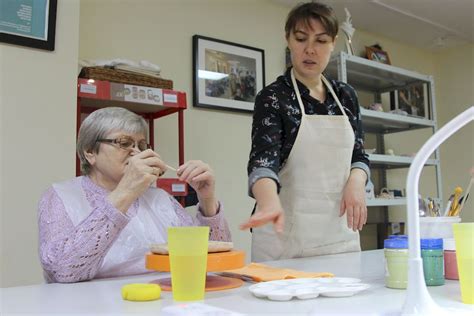 Польза желтого цвета для слепых людей