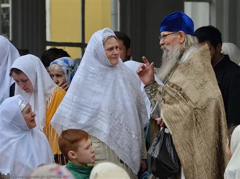 Почему женщины покрывают голову в христианстве