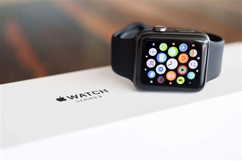 Почему Apple Watch не обновляются часы