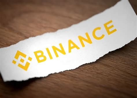 Почему Binance недоступна в России?