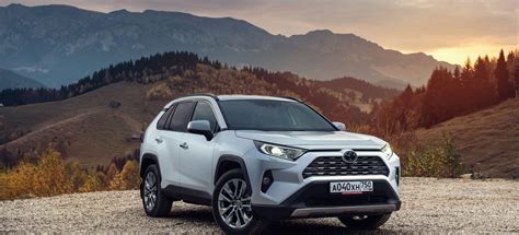 Преимущества гибридного автомобиля Toyota RAV4: