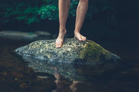 Применение холодных компрессов и водных процедур