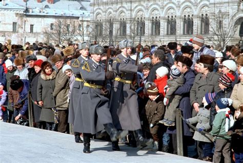 Причины неработоспособности Мавзолея в Москве