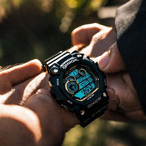 Проверка текущего времени на часах G-Shock