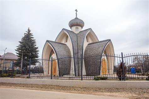 Процедура посещения храмов в Подмосковье