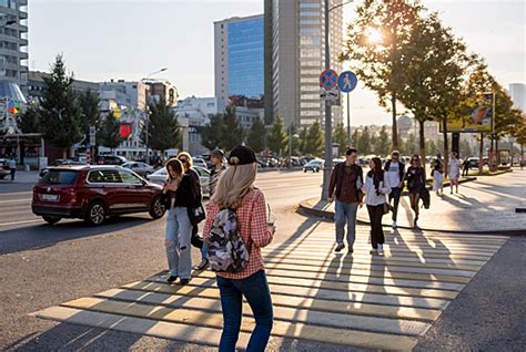 Работа банка во второй день майских праздников