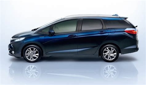 Рабочая мощность гибридного автомобиля StepWagon Honda