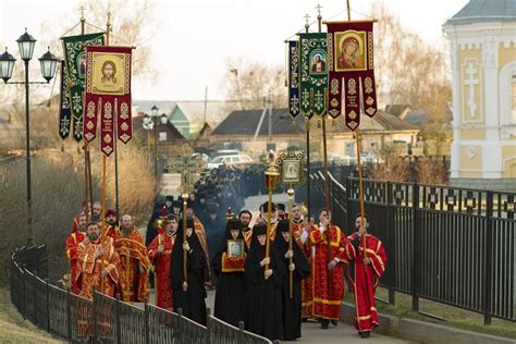 Свечное освящение и крестный ход