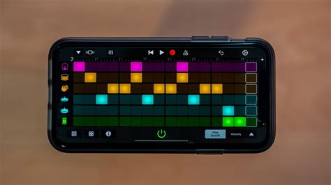 Создание проекта в GarageBand на iPhone