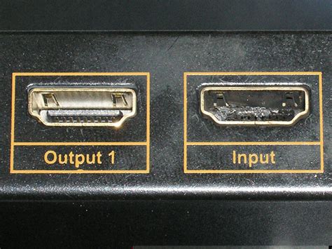 С помощью HDMI-порта