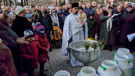 Традиции отмечания Леонидов дня