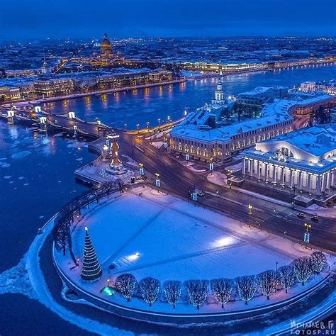 Уникальная атмосфера зимнего Петербурга