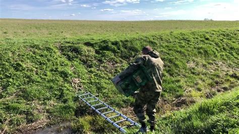 Установка ловушек в пещерах