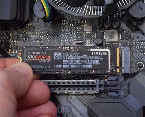 Установка SSD M2 в слот