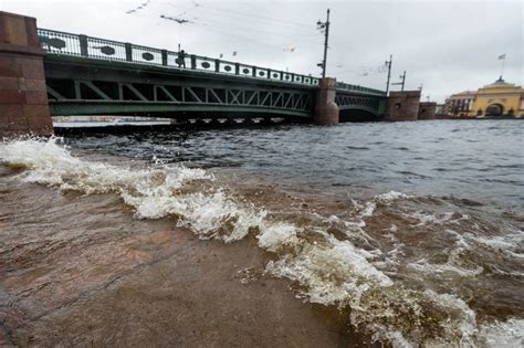 Факторы, способствующие появлению пресной воды в Финском заливе