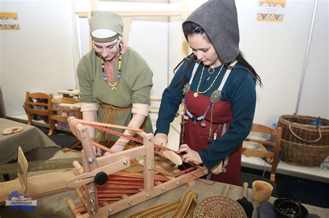 Фольклор как способ сохранения и передачи национальных традиций