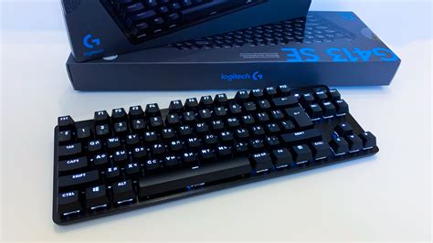 Шаг 1: Подключение клавиатуры Logitech G413 SE к компьютеру