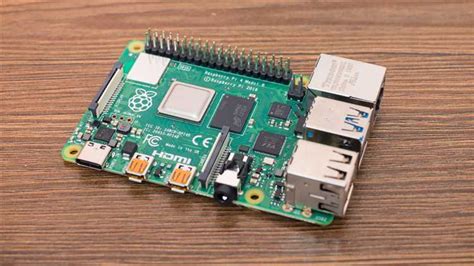 Шаг 4: Загрузка операционной системы на Raspberry Pi 3