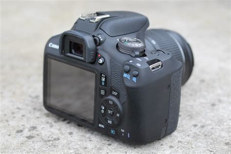 Canon EOS 2000D: качественная фотосъемка без проводов