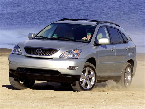 Lexus RX 330 в деталях